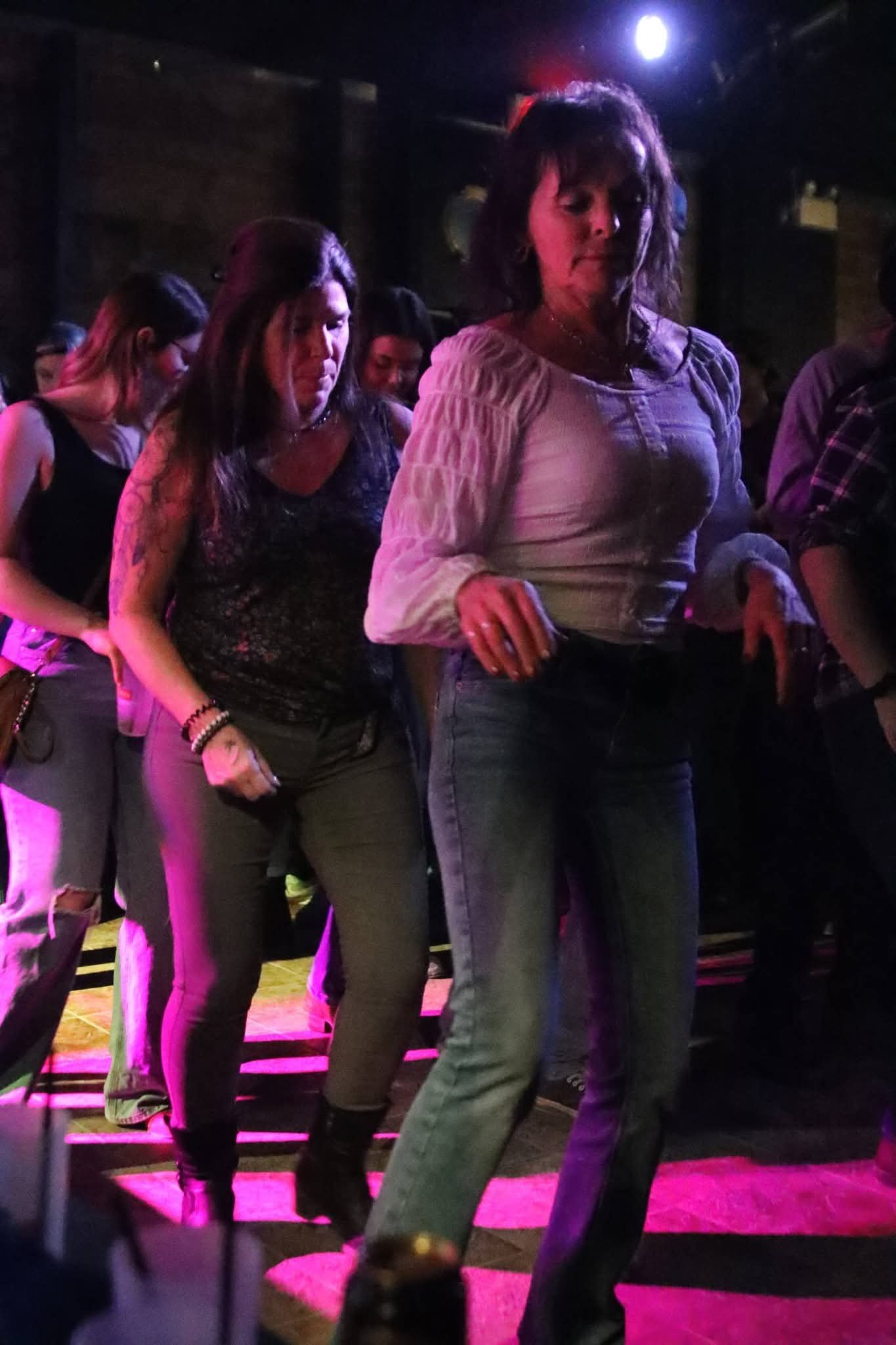 Le Gouvernail Taverne Sportive( La Cale)