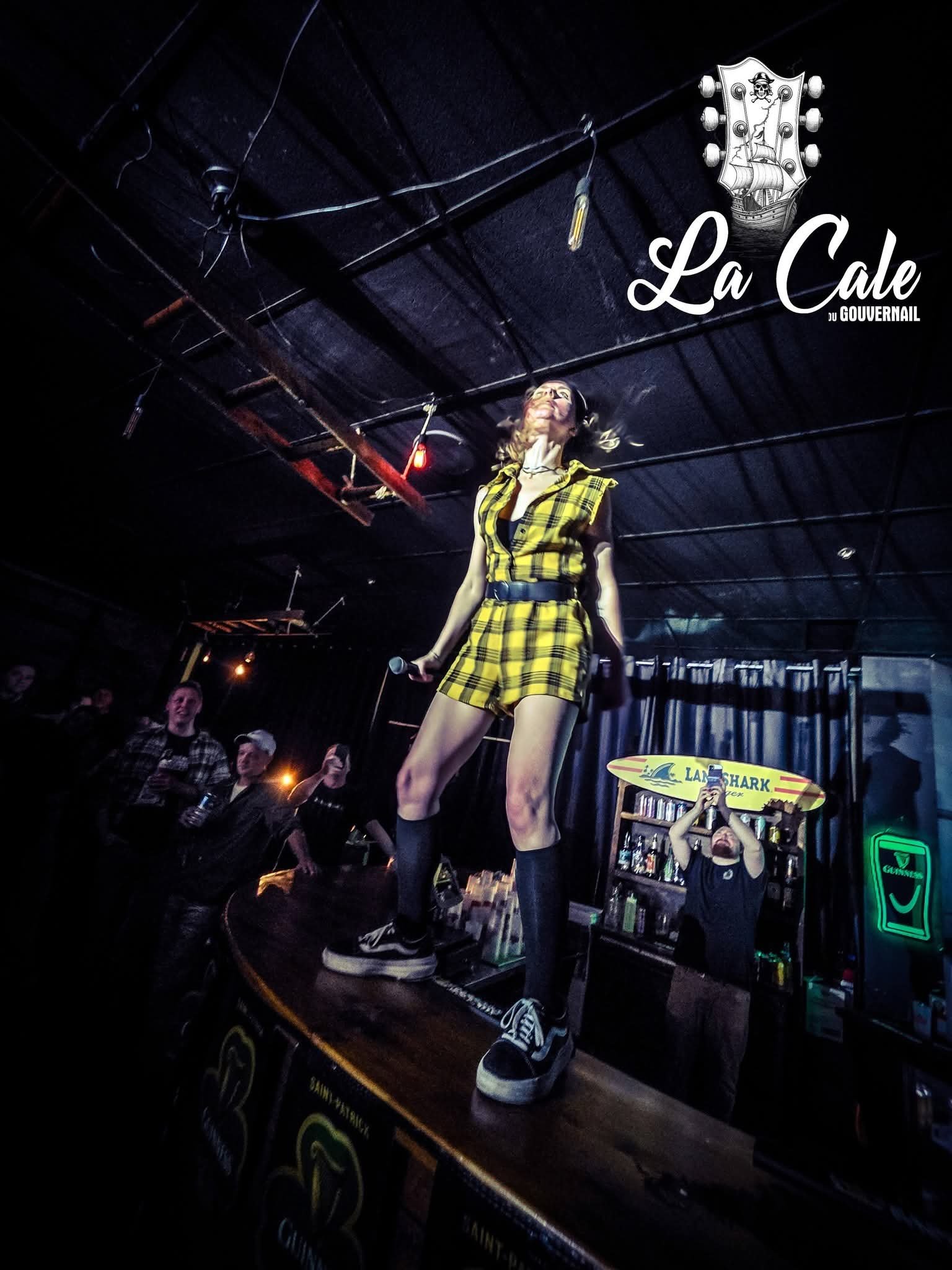 Le Gouvernail Taverne Sportive( La Cale)