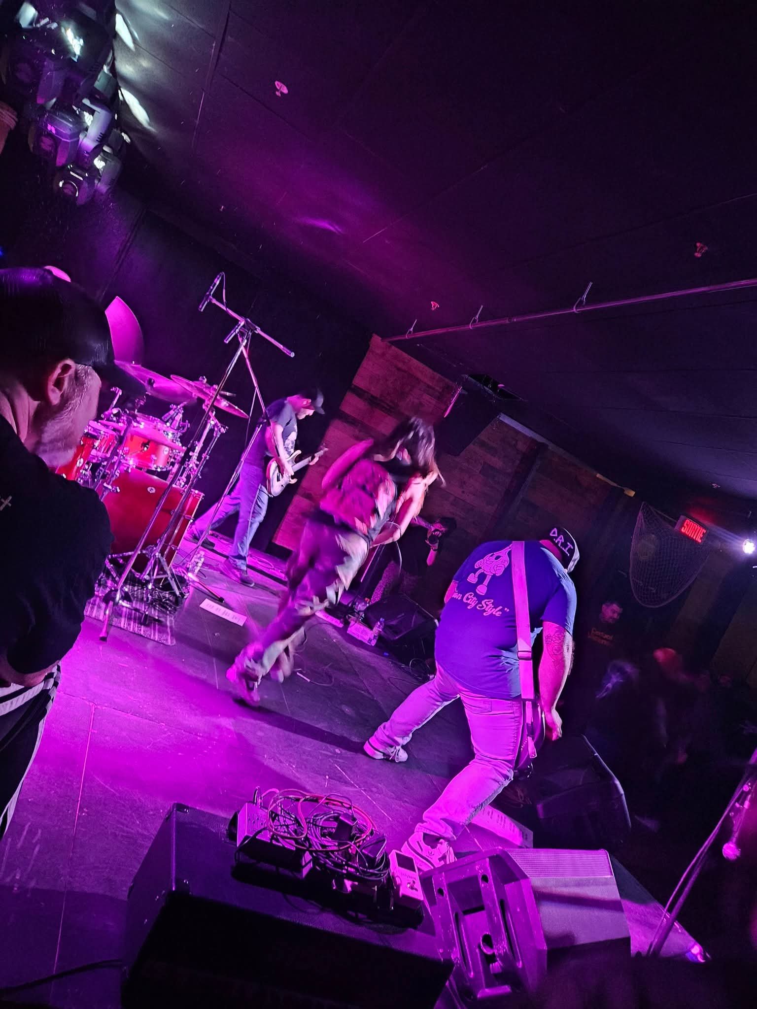 Le Gouvernail Taverne Sportive( La Cale)